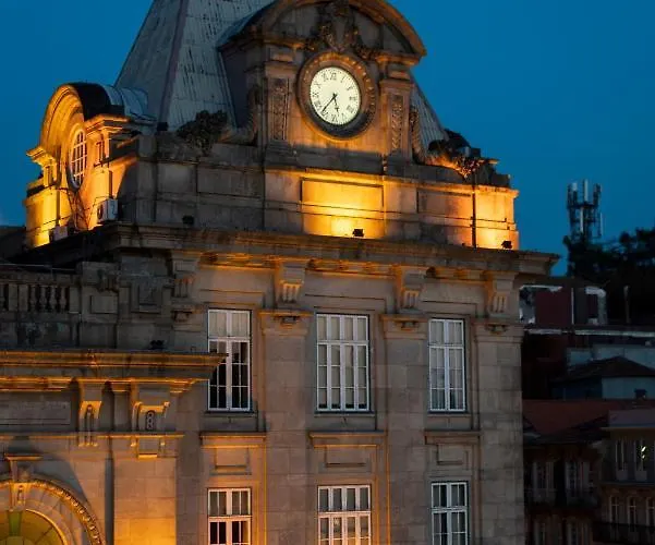 Locally Yours Sao Bento Daire