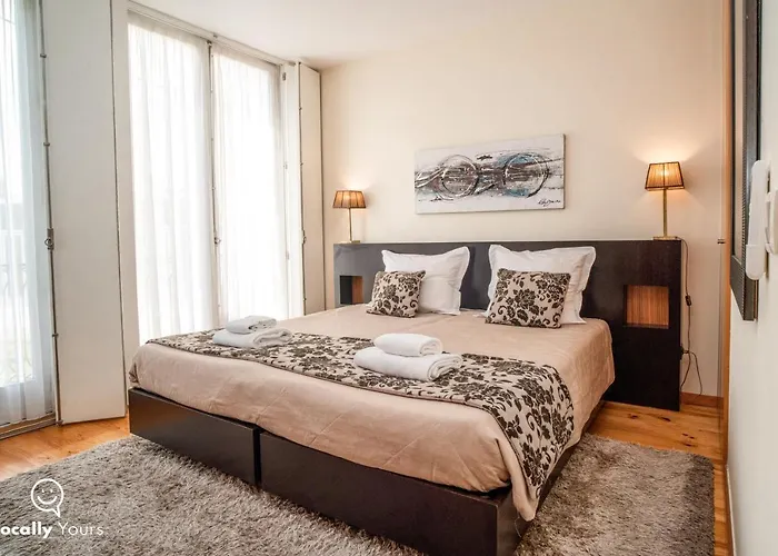 Locally Yours Sao Bento Daire Porto