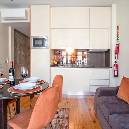 Locally Yours Sao Bento Appartement *